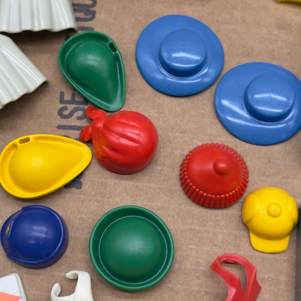 Vintage Playmobil People Accessories Lot Stop Light Hats Tools Parking Meter Etc - Picture 12 of 16